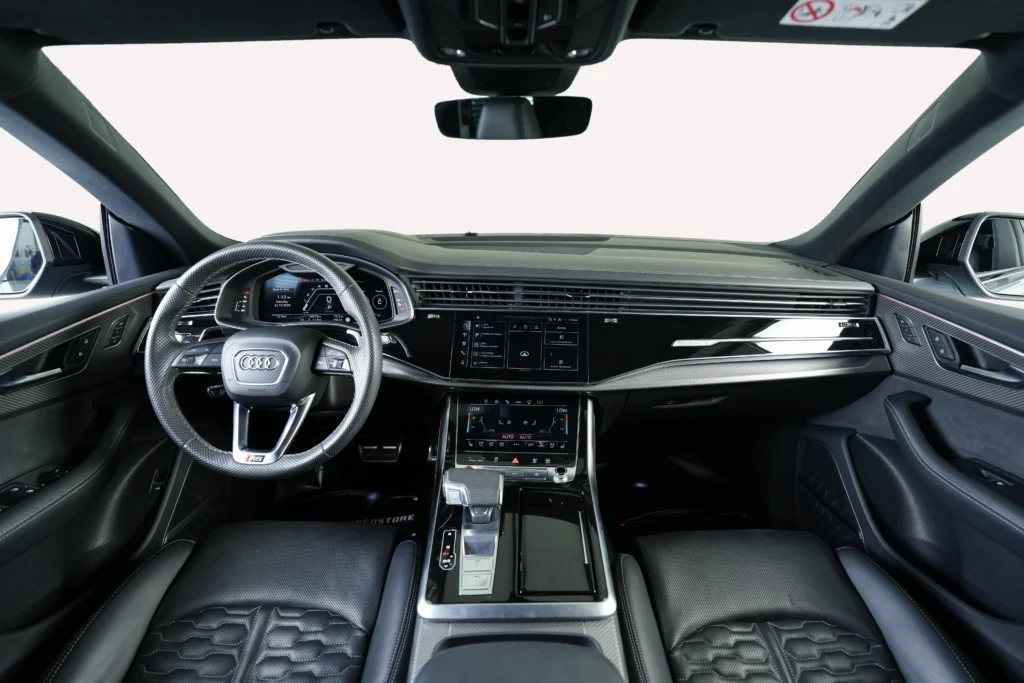 Audi RS Q8 Image