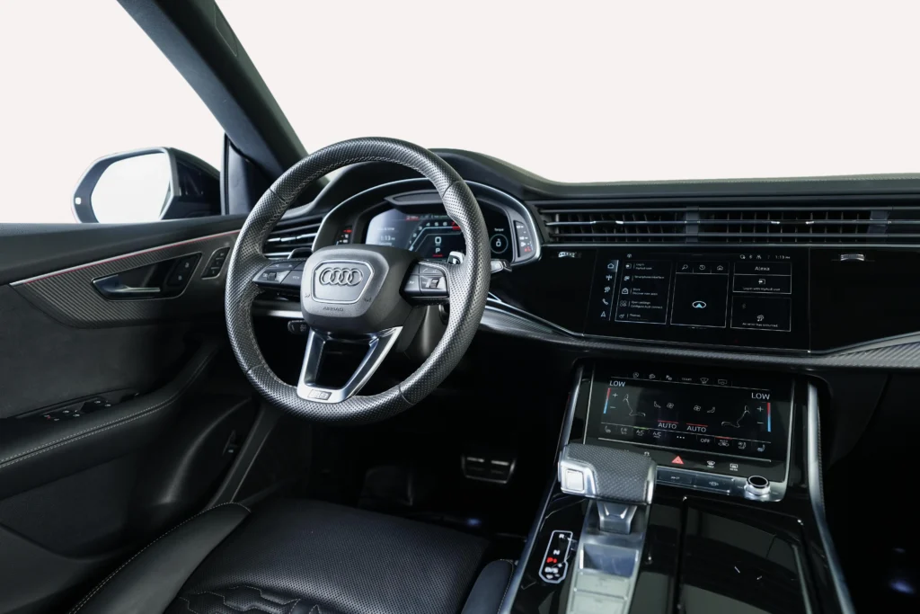 Audi RS Q8 Image