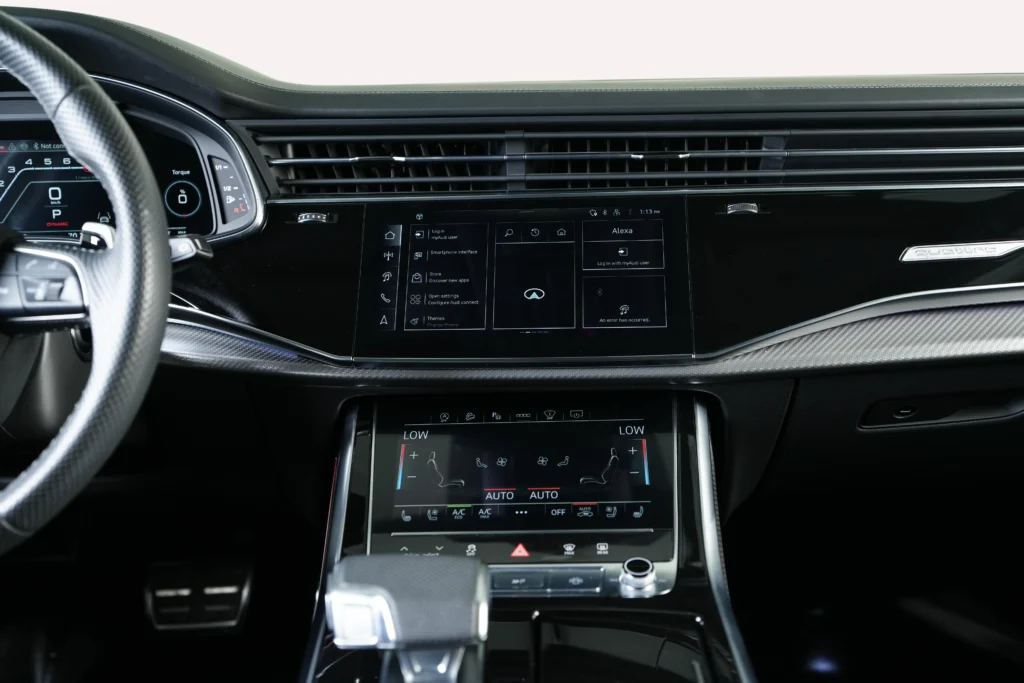 Audi RS Q8 Image