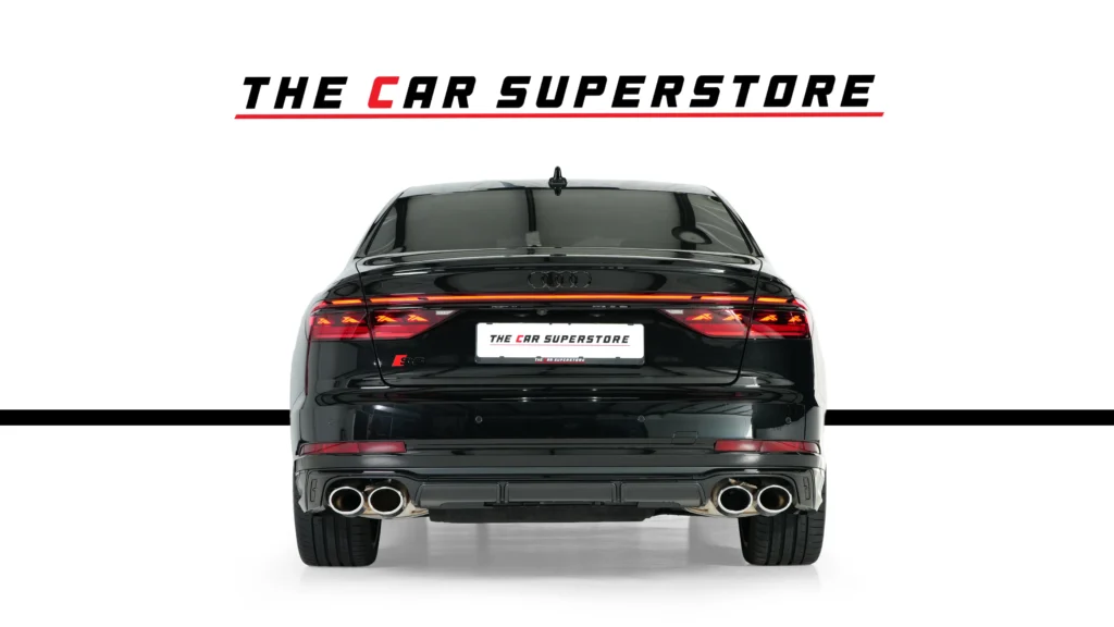 Audi S8 Image