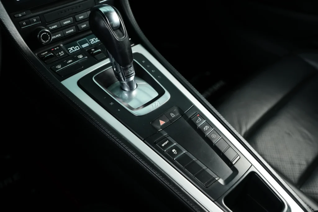 Porsche 718 Cayman Image